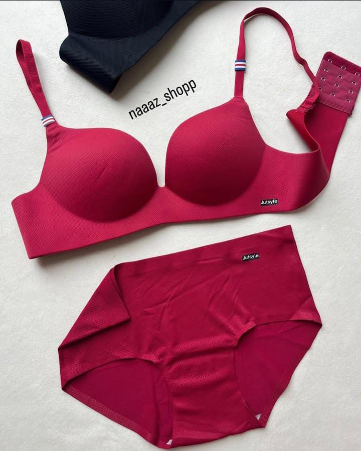 New TShirt High Quality SOFT Padded BRA/SET